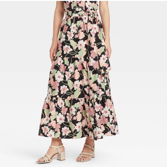 Who What Wear Women’s M Ruffled Tiered Wrap High-Rise Maxi Skirt in Deco Floral - Picture 2 of 13